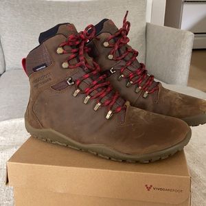 Vivobarefoot Tracker FG Men’s Boots- 8.5